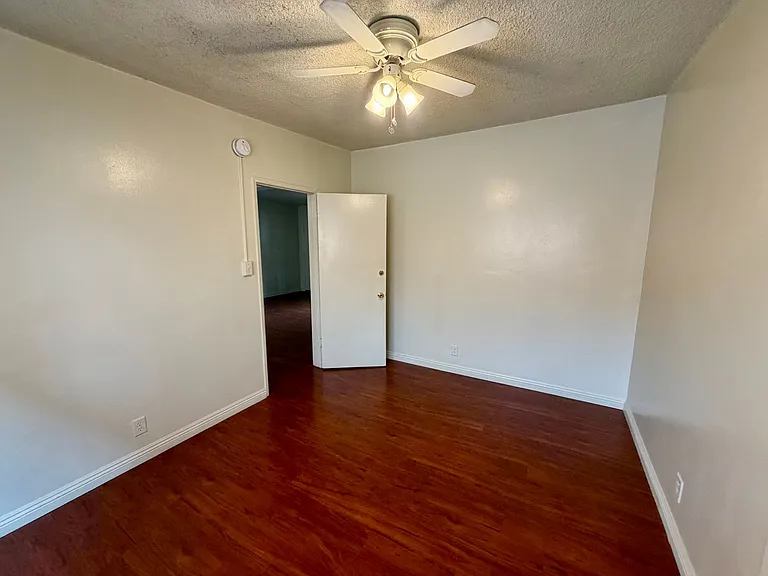 2618 Ellendale Pl — Photo 36