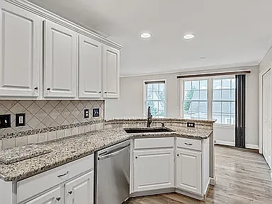 Building Photo - 447 Graystone Ct
