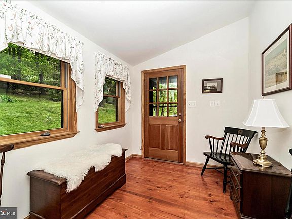 5th image of 20807 Townsend Rd
