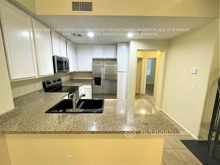 4084 E Windsor Dr — Photo 13
