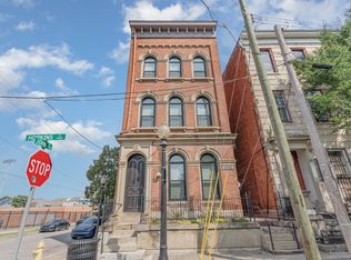 440 Hopkins St, Cincinnati, OH 45203