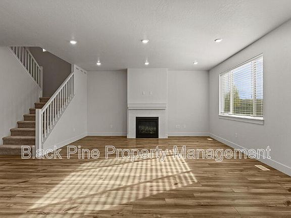 5th image of 11130 Aspen Hill Dr