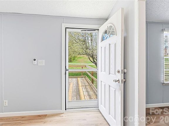 4th image of 248 Mulberry Park Rd #B
