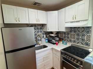 15 Dana Ave APT 2, Hyde Park, MA 02136