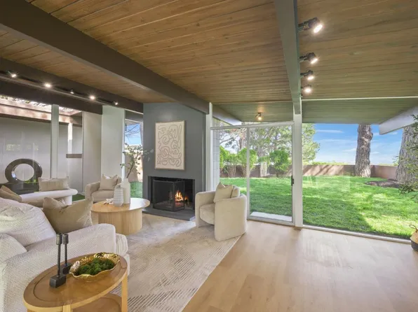 7 Mariposa Ct, Burlingame, CA 94010