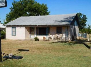 107 N Speed St, Gustine, TX 76455