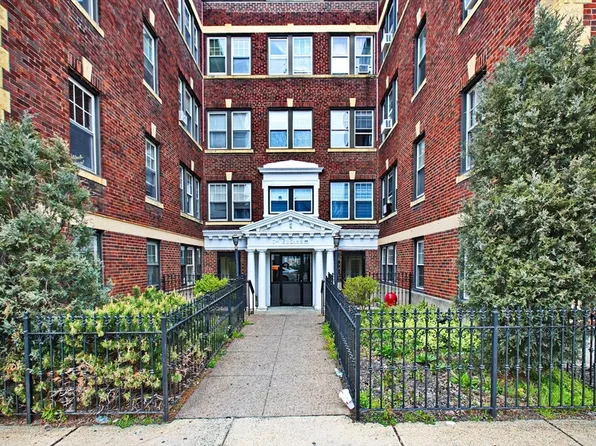 68 Linden St APT 27, Everett, MA 02149