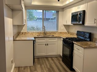 11934 207th St APT C, Lakewood, CA 90715