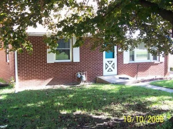 711 N Johnston Ave, Rockford, IL 61101