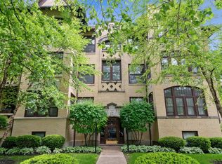 300 N Oak Park Ave APT 2, Oak Park, IL 60302