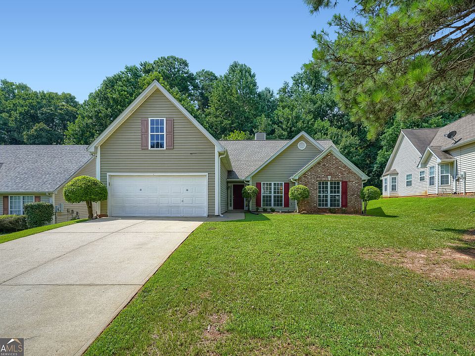 1st image of 348 Lee Miller Dr