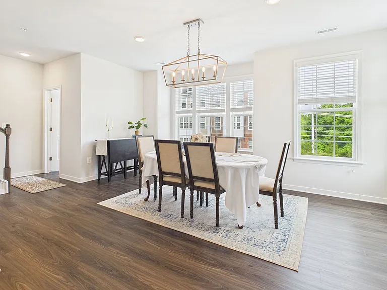 5931 Laurel Bed Ln #B — Photo 16