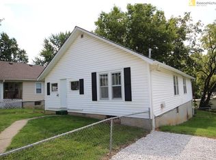 11203 E 10th St S, Independence, MO 64054