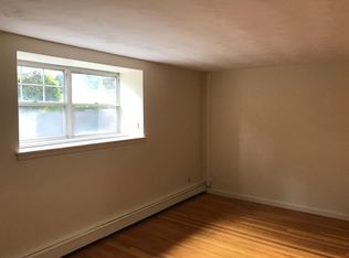 5 Wesley St APT 1A, Newton, MA 02458