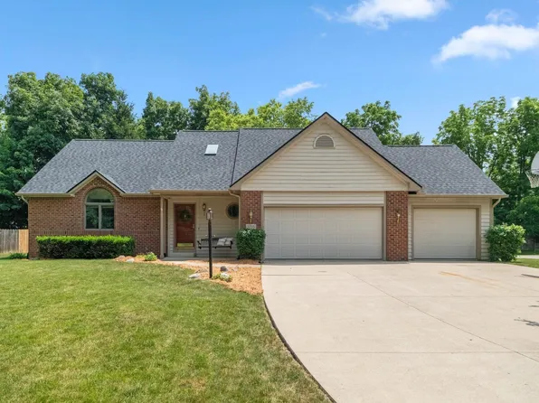 5715 Mexico Dr, Fort Wayne, IN 46804