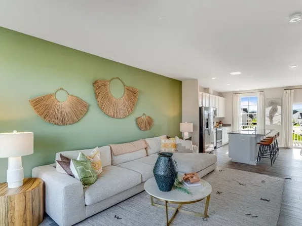 27 Short Branch Dr, Ranson, WV