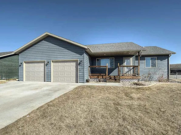 251 Juniper St, Belle Fourche, SD 57717