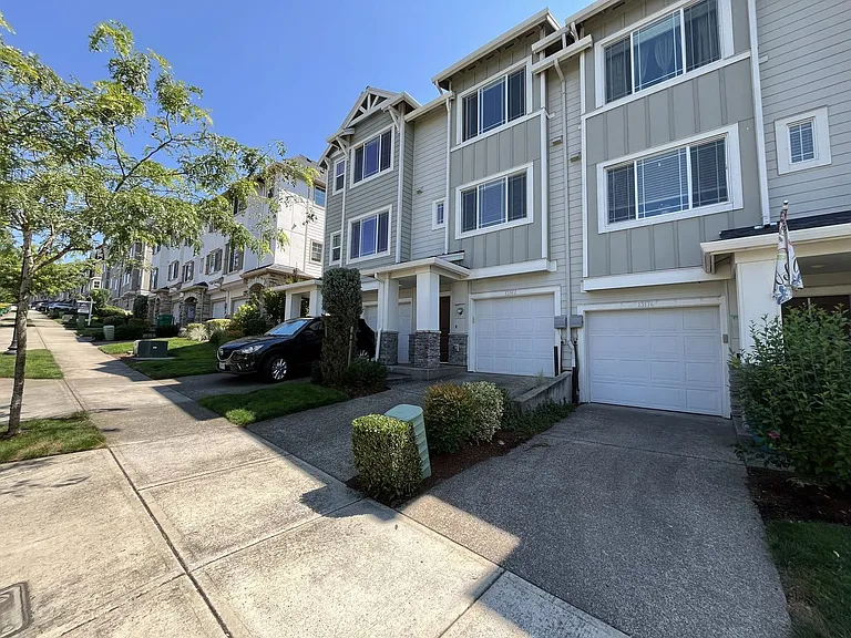 13162 SW Aubergine Ter — Photo 3
