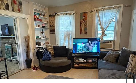 2nd image of 221 Meredith St #1
