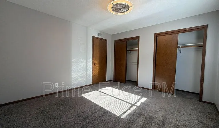 4520 Calvert St #2 — Photo 14