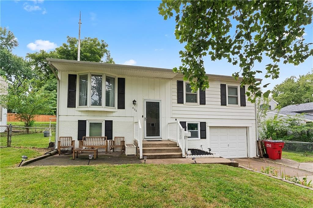 806 N Susquehanna Rdg, Independence, MO 64056 Zillow