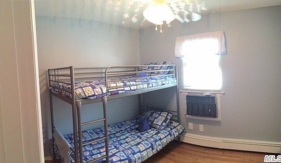 4th image of 9 Bay Beach Ave