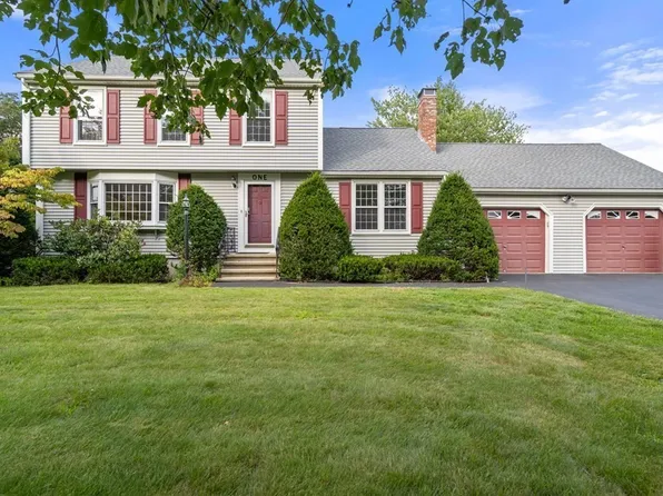 1 Wescott Cir, Tewksbury, MA 01876
