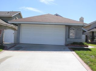28620 Avocado Pl, Santa Clarita, CA 91390
