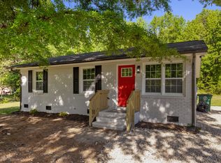 432 Springhill Dr, Matthews, NC 28104