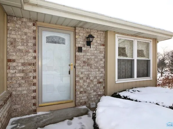28 Homestead Pl #28, Maumee, OH 43537