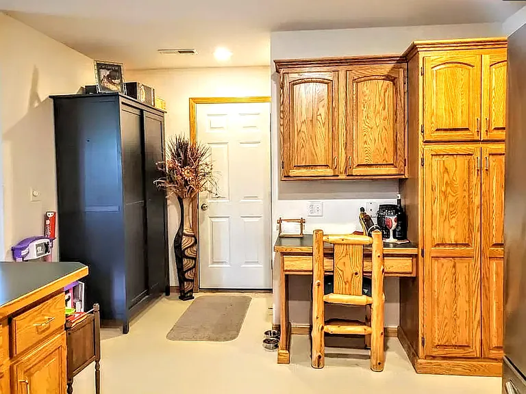 1901 Lillian Dr — Photo 10