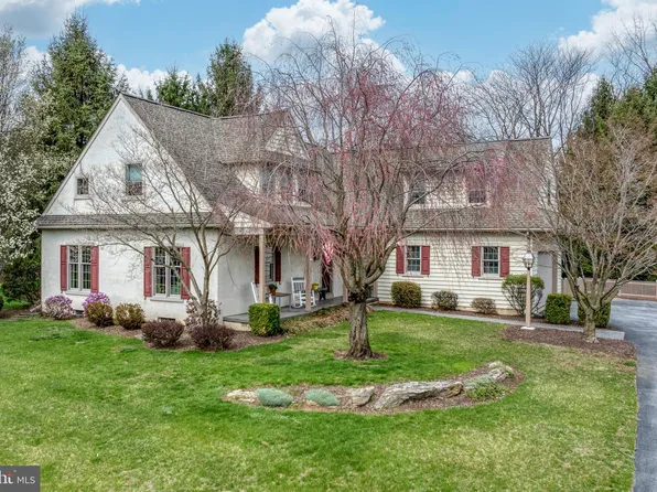 51 Ridgefield Dr, Lancaster, PA 17602