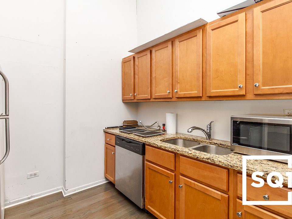 1st image of 2047 N Hoyne Ave #2047