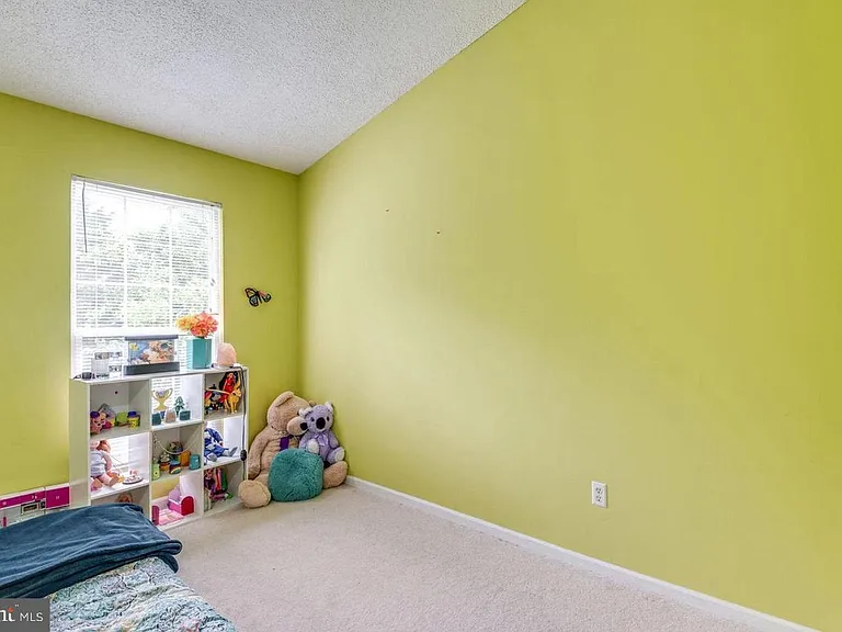 3018 McMaster Ct — Photo 18