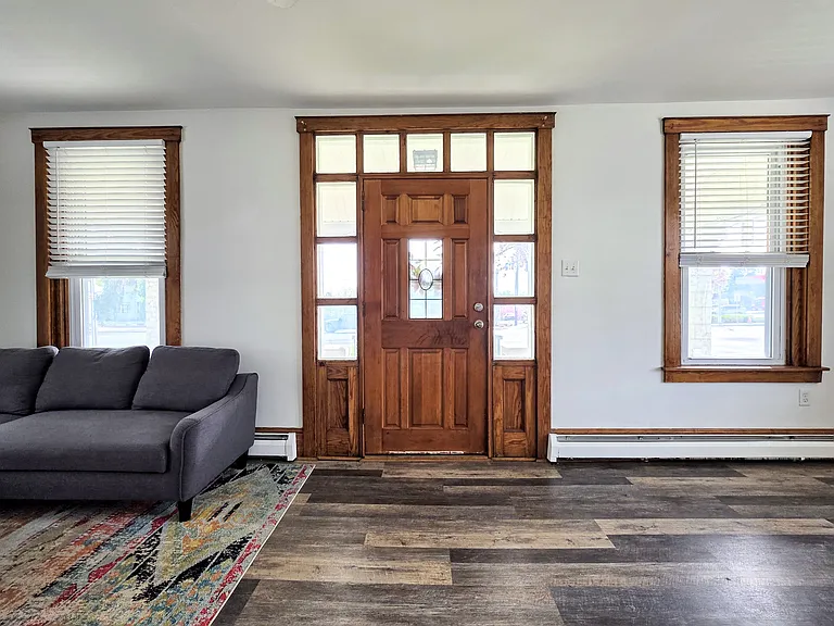 712 S Broad St — Photo 4