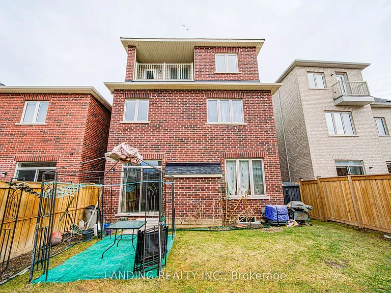 2084 Duberry Dr — Photo 50