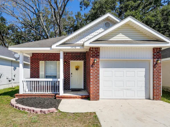 5950 Last Big Tree Ln, Pensacola, FL 32505