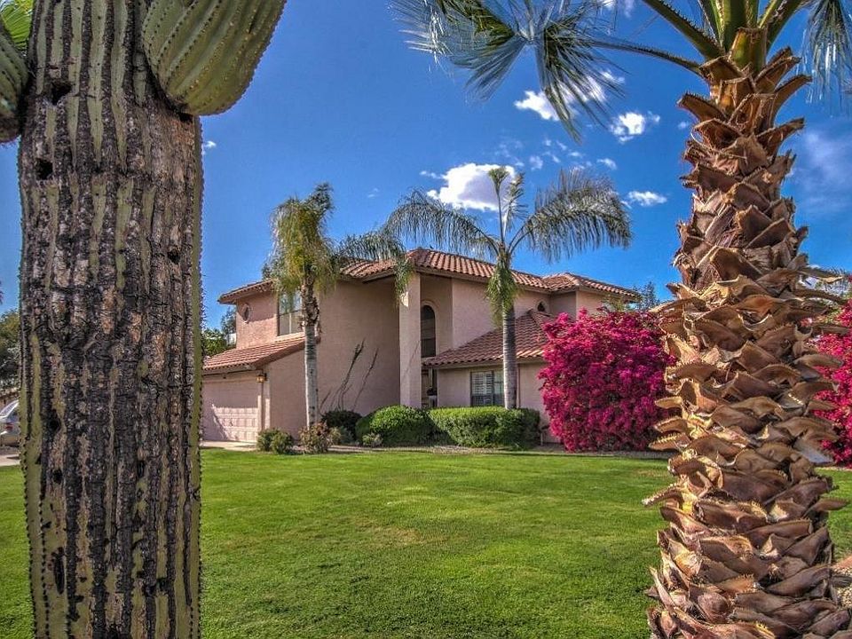 1st image of 5514 E Paradise Ln