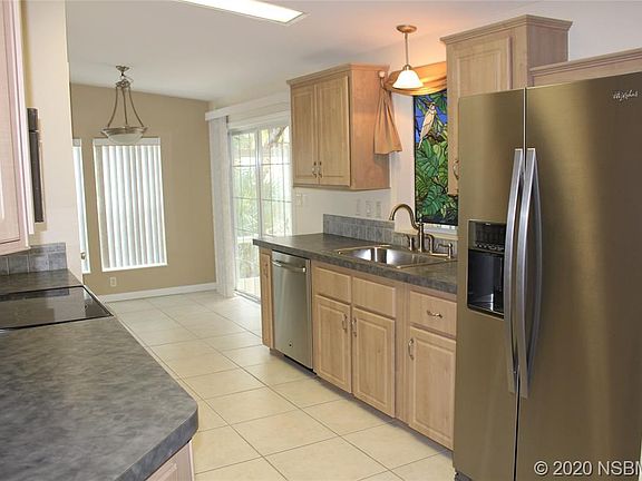 4th image of 313 Oyster Reef Ct