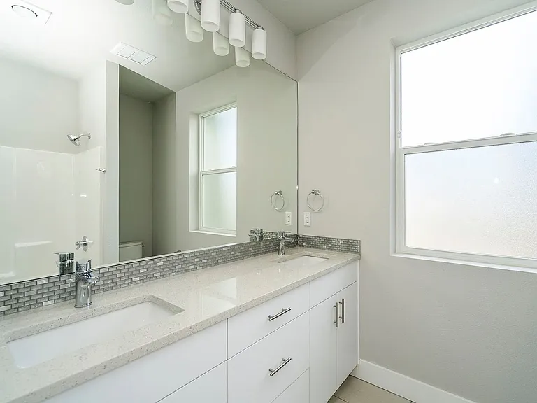 436 NE Stafford St #1 — Photo 8