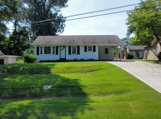 909 Moody Dr, Dyersburg, TN 38024