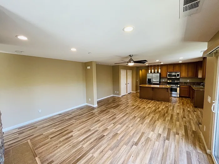 1351 Isabella Way — Photo 6