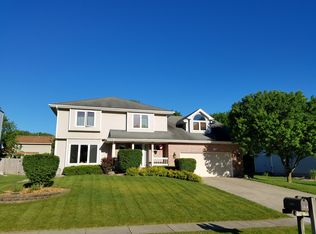 1216 57th St, West Des Moines, IA 50266