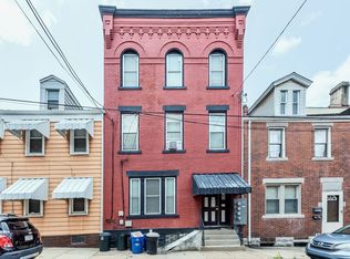 Southside Flats Apartment * Spacious * Renovated * Pet Friendly * Walk to E. Carson St. * Availab..., Pittsburgh, PA 15203
