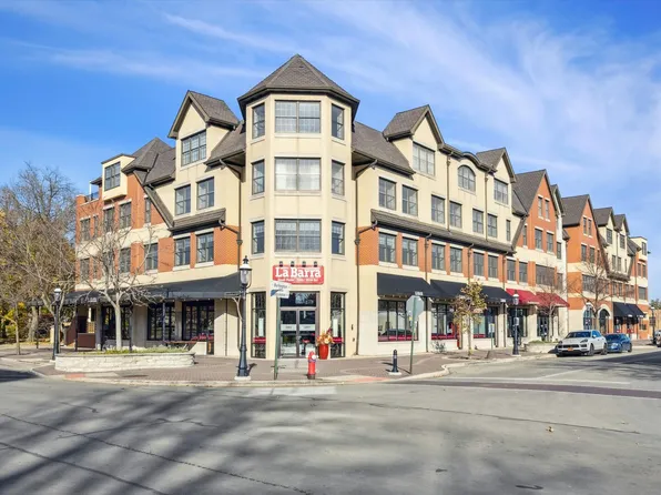 10 E Burlington St Unit 3C, Riverside, IL 60546