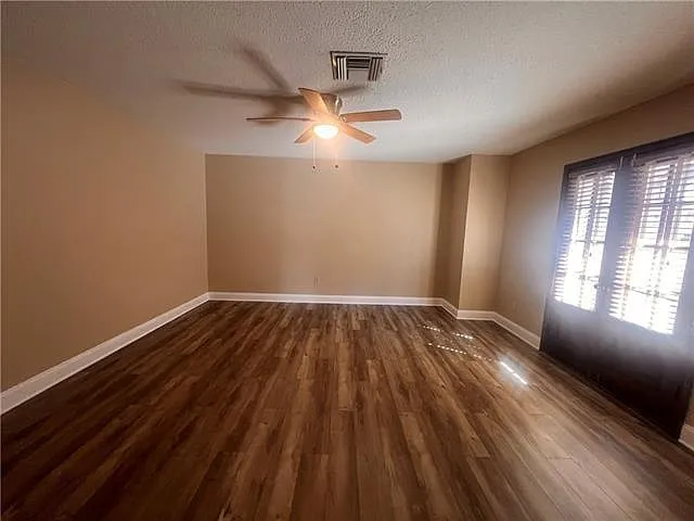 704 Waltham St — Photo 13
