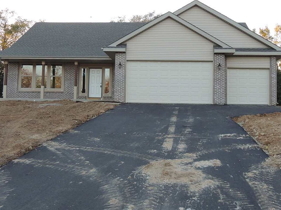 2nd image of 11019 N Lake Woods