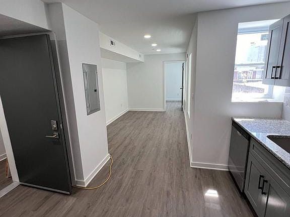 4th image of 2321 N 2nd St Floor 2
