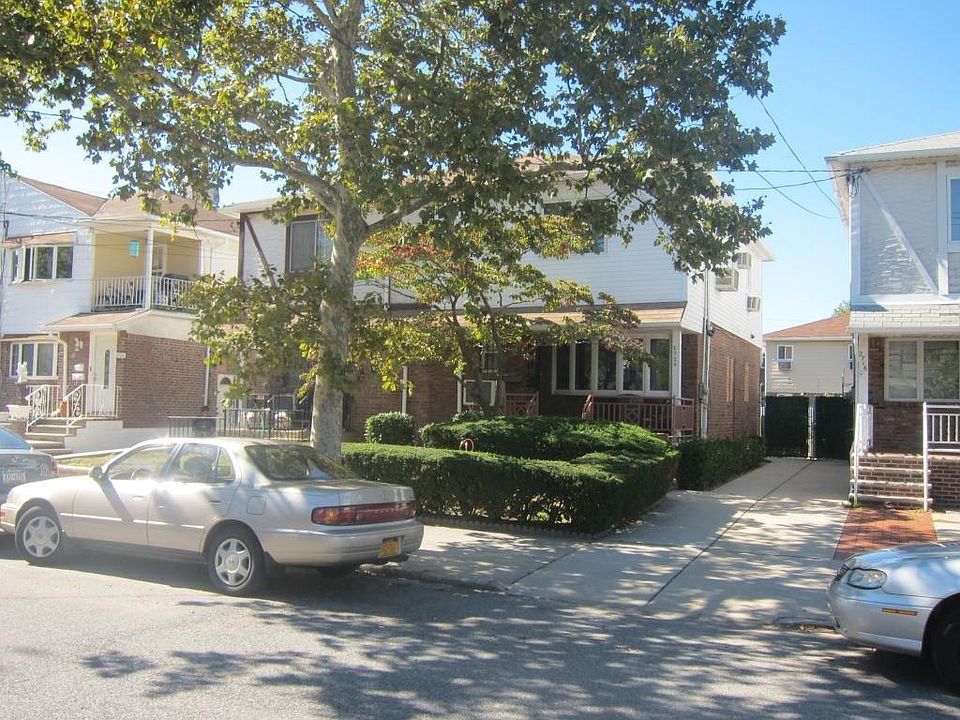 2nd image of 2720 E 64th St