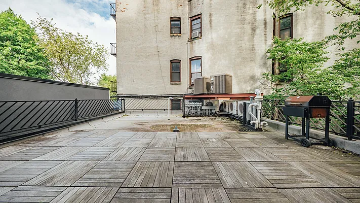 Rented by Nooklyn NYC LLC | media 29